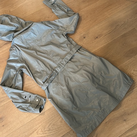 Eddie Bauer “365 WeatherEdge Plus” Raincoat - Picture 2 of 15